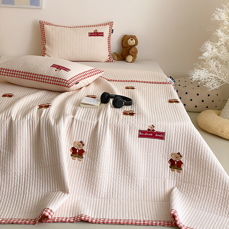 卡通可爱小熊全棉绗缝夹棉床单