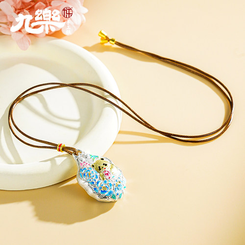 足银999萌熊探春吊坠绳链