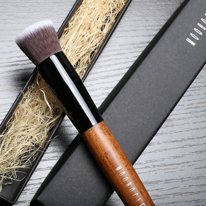 For step MOOBOCLER/ major Liquid Foundation No trace BB Flat head Cosmetic brushin the Makeup/Perfume/Beauty tools , Other Beauty Tools , Brushes  category - from Buy2taobao.com to provide professional Taobao agent buy service