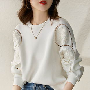 今年流行春秋季2026年新款美式复古洋气白色大码卫衣女款圆领上衣