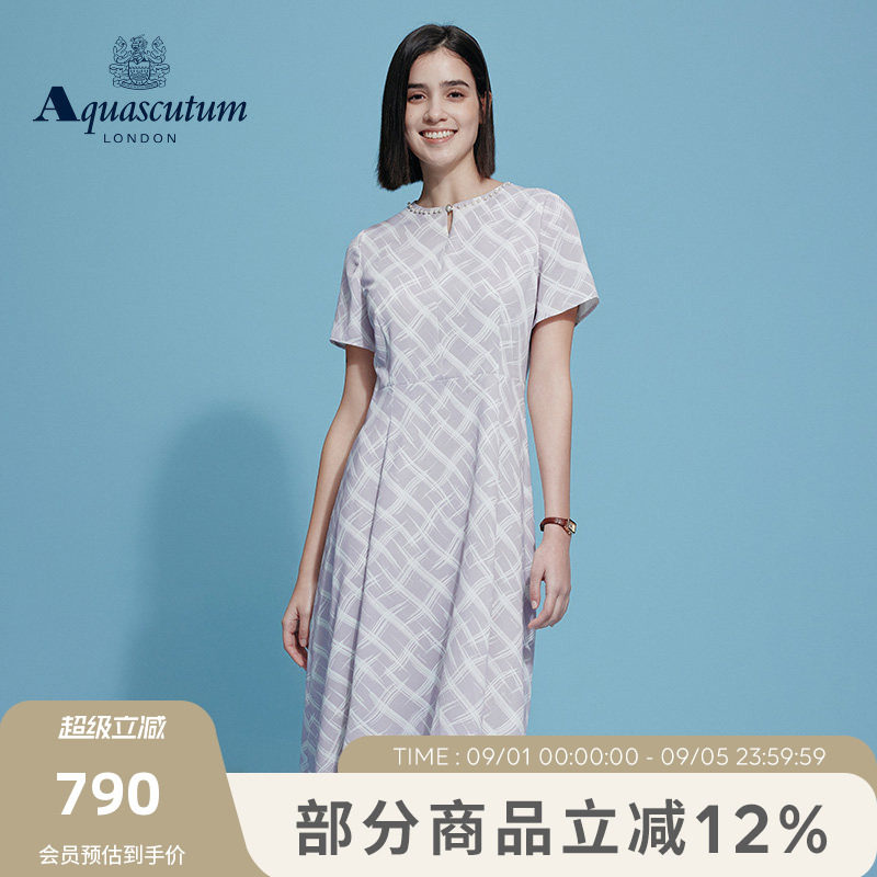 【雅格狮丹】女修身短袖连衣裙图片
