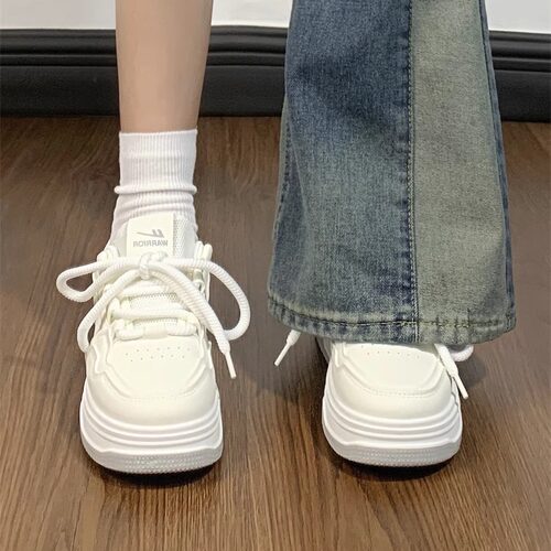回力小白鞋子女鞋百搭chic学生2026新款春厚底增高板鞋女款高级感