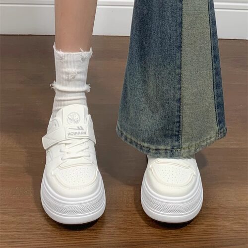 回力休闲厚底小白鞋女2024秋冬季新款运动百搭简约魔术贴板鞋女款