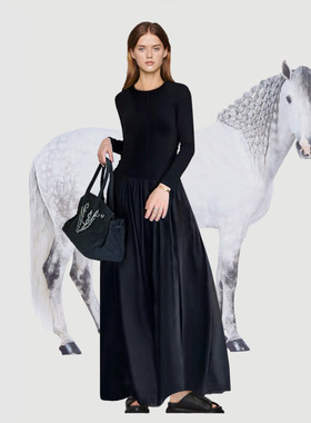 黑色圆领赫本风针织气质长袖修身连衣裙女简约高智感小黑裙长裙子