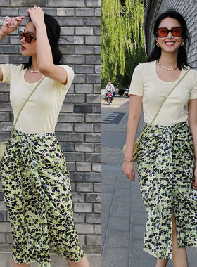 杨采钰明星同款绿色碎花半身裙女夏季薄款开叉一片式高腰包臀裙子