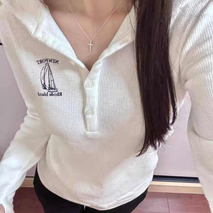 Brandy bm美式白色华夫格纽扣连帽长袖T恤女修身上衣