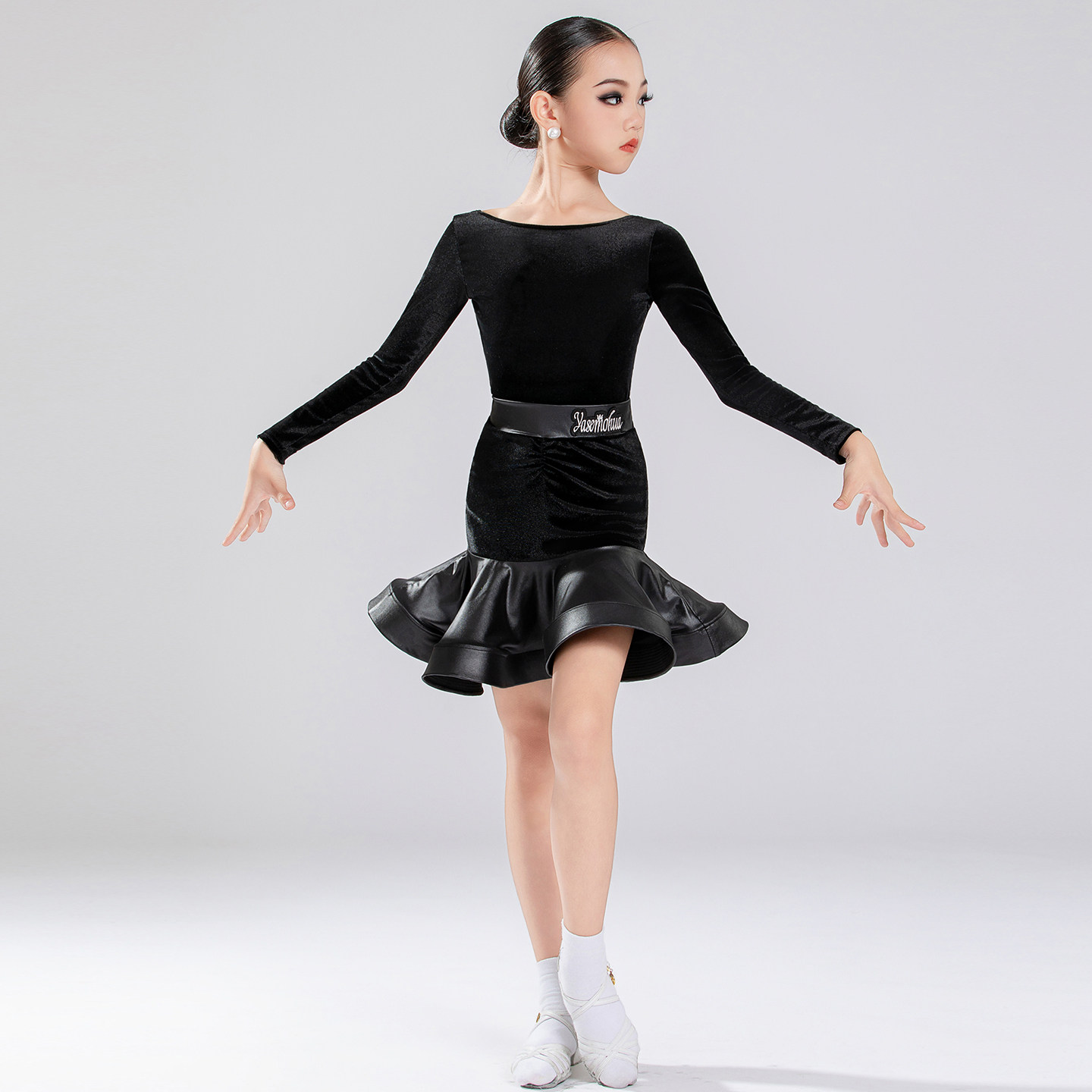 雅色墨画女童秋冬拉丁分体练功服