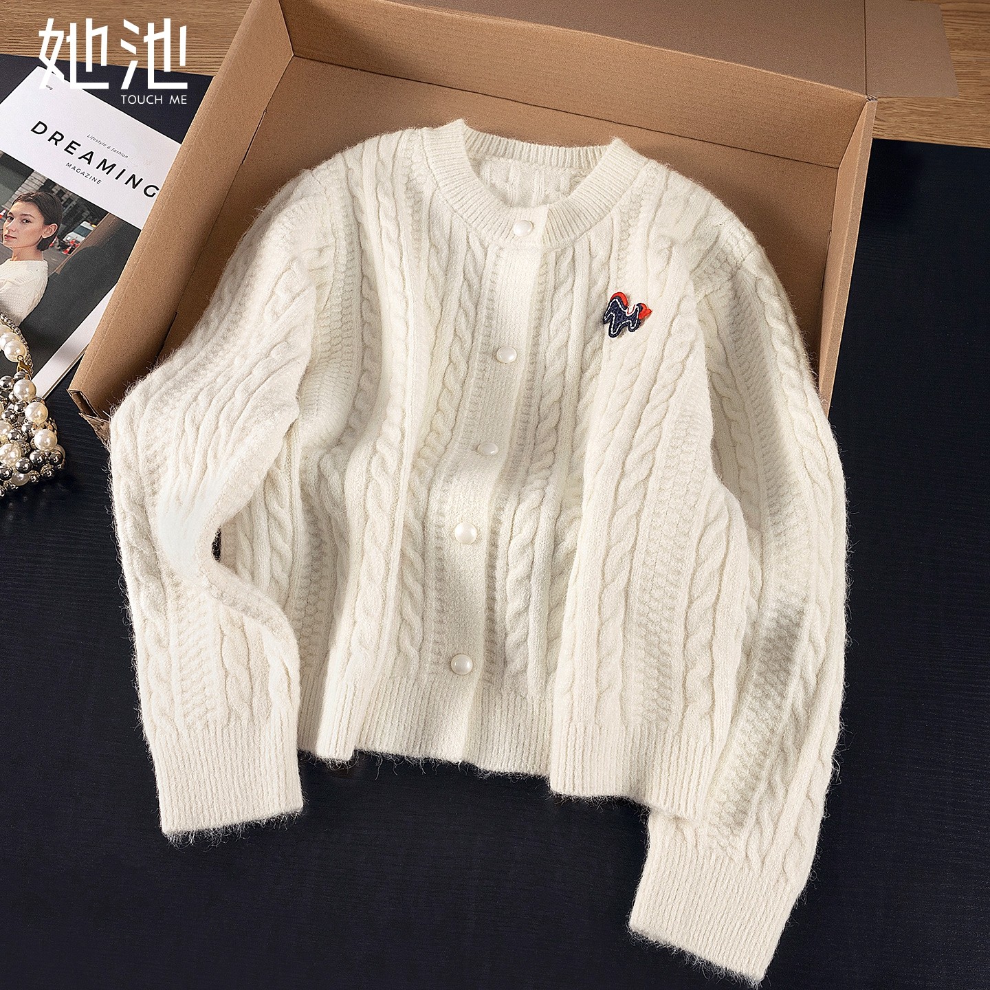 她池针织开衫2026春装新款女装圆领单排扣麻花纹慵懒软糯长袖上衣