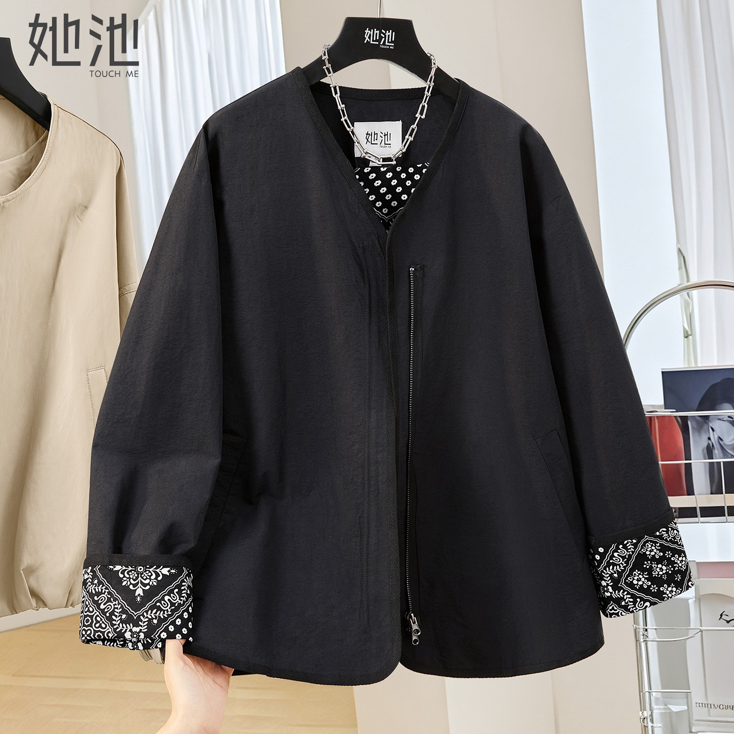 她池落肩袖外套2026春装新款女装时尚V领拉链中长款宽松款上衣