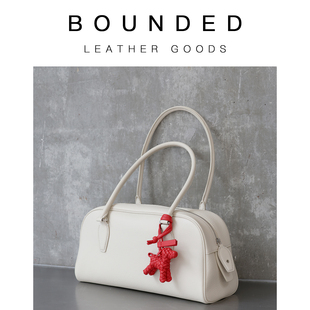 腋下包老钱风大容量奢感包 摔纹头层牛皮横版 India保龄球包