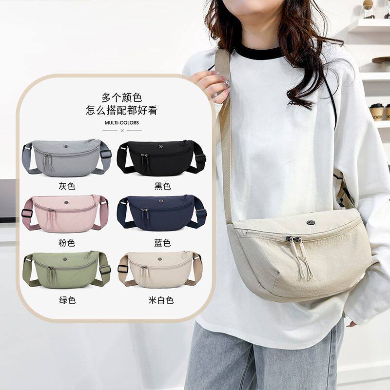 斜挎包男款胸包男士背包运动单肩包女手机男生小挎包腰包休闲黑色