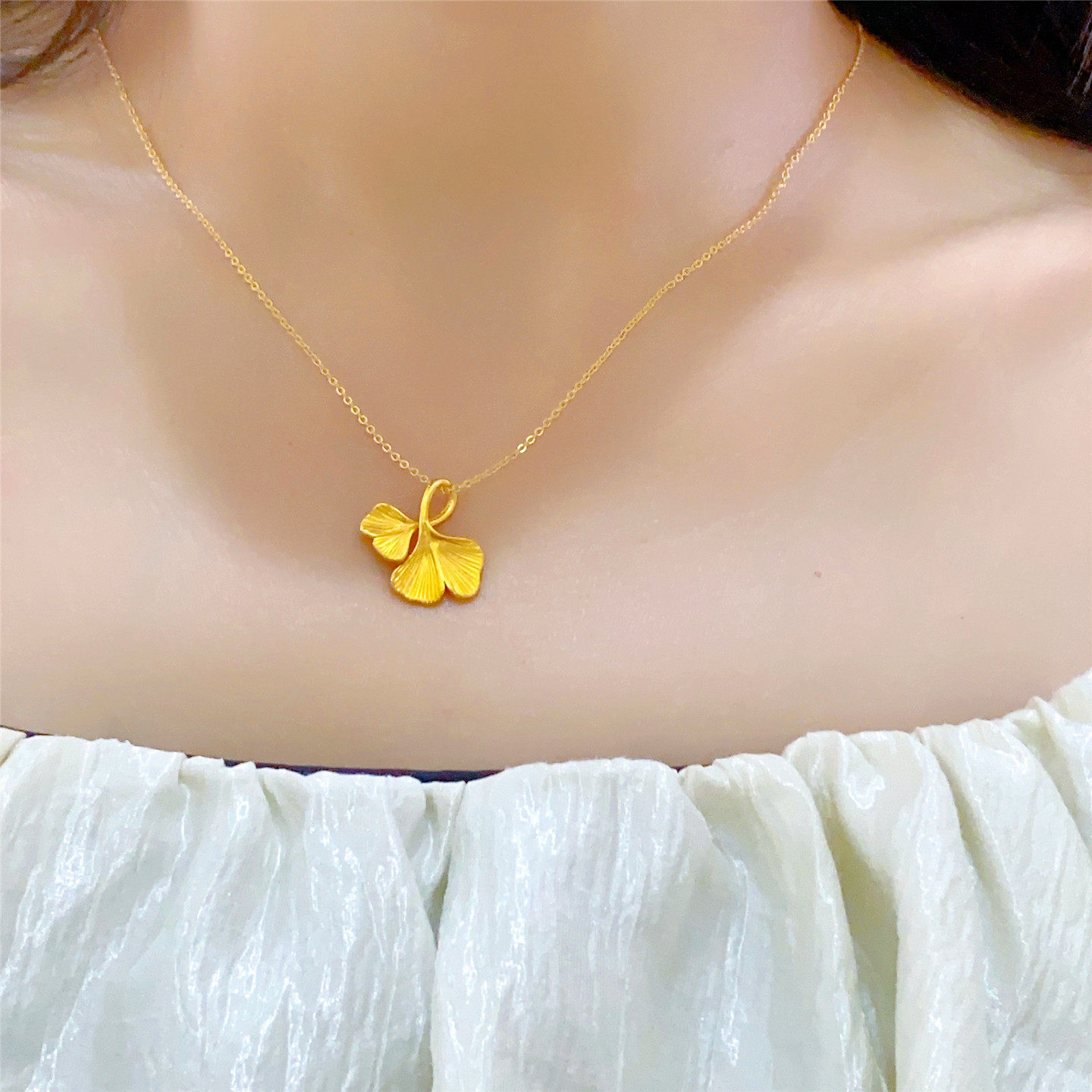 镀金三生有幸银杏叶吊坠项链女轻奢高级感锁骨链仿金沙金饰品