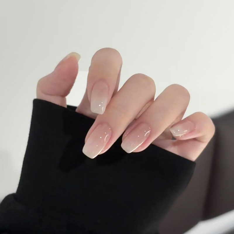 手工乳白渐变美甲高级感穿戴甲2025新款短款秋冬裸色高级百搭甲片,彩妆/香水/美妆工具,穿戴甲/甲片,淘宝优惠券,粉丝福利购,淘宝优惠卷