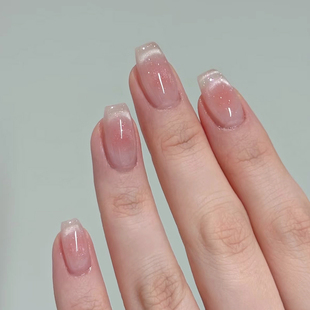 纯手工美甲裸色猫眼穿戴甲短款 高级感秋冬拍婚纱照 学生党2025新款