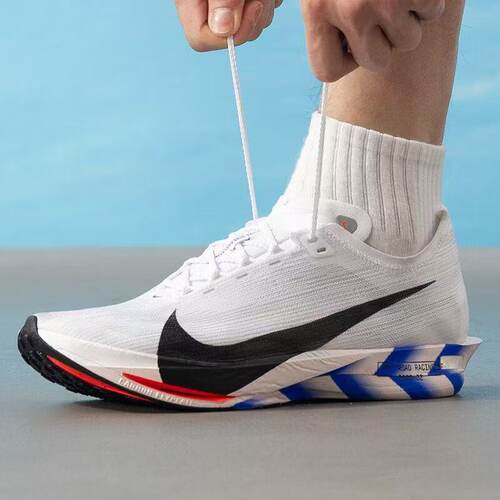 Nike/耐克官方正品STREAKFLY 2男士运动训练透气跑步鞋IO8268-100