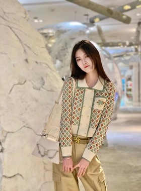 鸟2021春季A1EEB1304创意百搭四叶草POLO领线套衫A1EEB1304C0