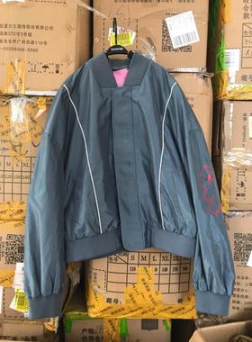 女装2020秋季港风新品印花短款长袖宽松休闲外套A3BB83423