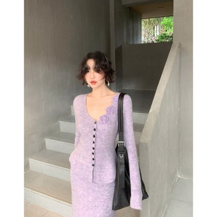 女秋冬钩花显瘦慵懒感两件套 复古套装 明天也想见到你