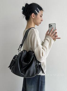 韩国新款blackup纯色百搭机车日常通勤大容量手提斜挎单肩包