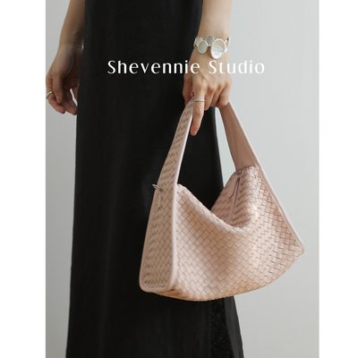 雪芸妮羊皮感编织大容量托特包