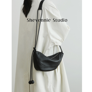 Shevennie2026新品真皮羊皮饺子包牛角包单肩斜垮托特包hobo软包