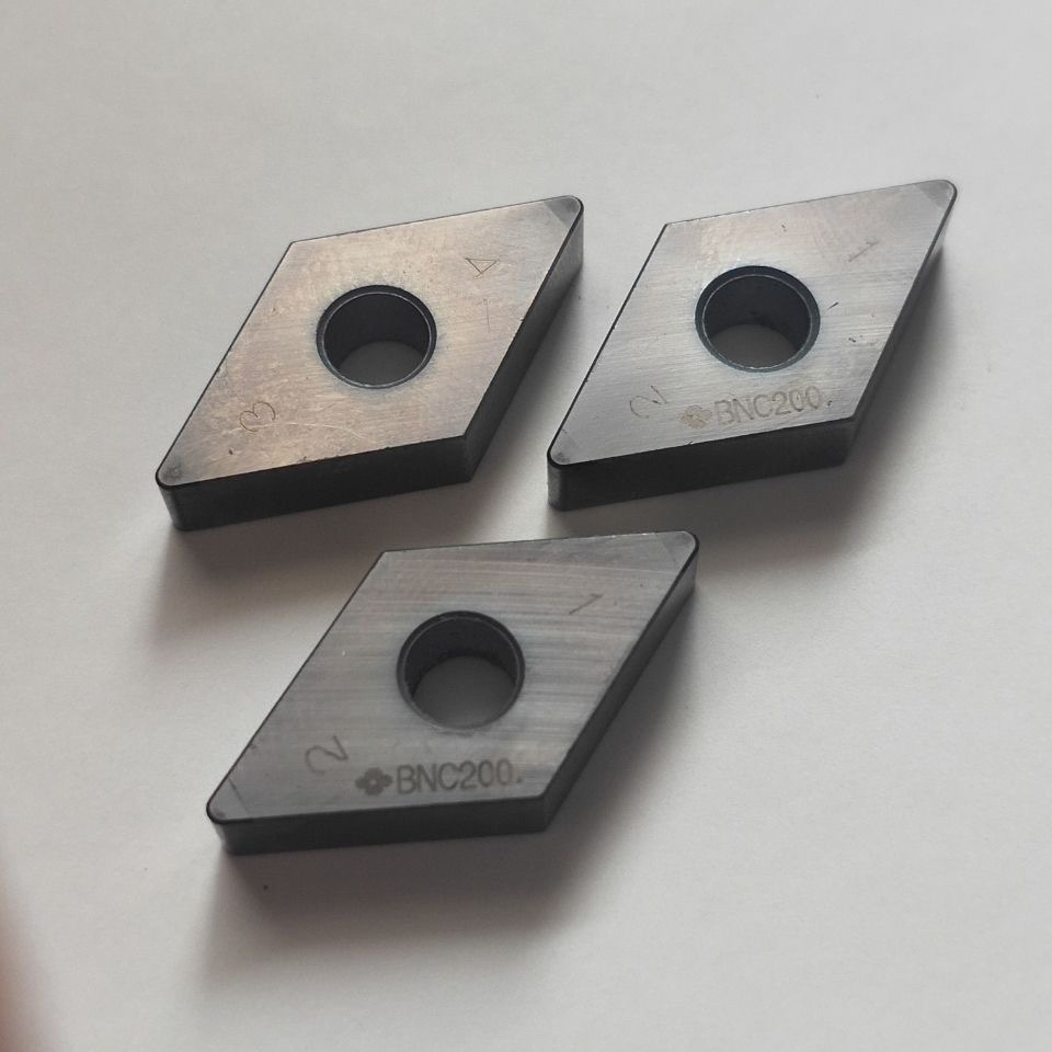 二手日本进口氮化硼住友京瓷三菱CBN数控刀片DNGA150404/8淬火件