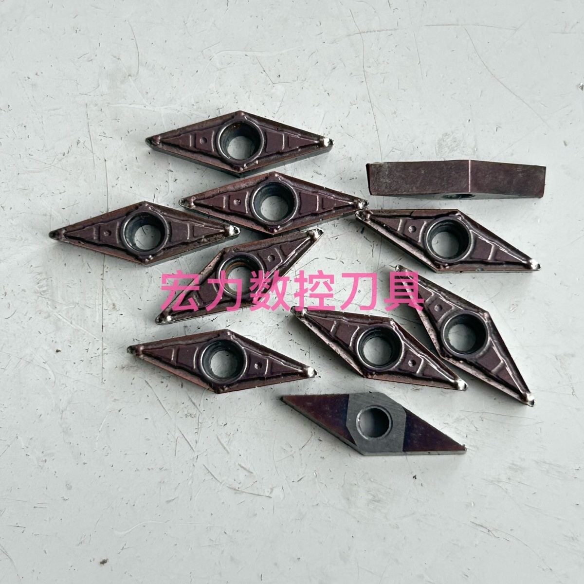 二手三菱数控刀片VBMT110304/VBMT110308-VP15TF 紫色不锈钢菱形图片