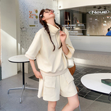 元气少女感穿搭上衣套装女夏超火好看高级感休闲风时髦短裤两件套，女装运动套装，Yologo