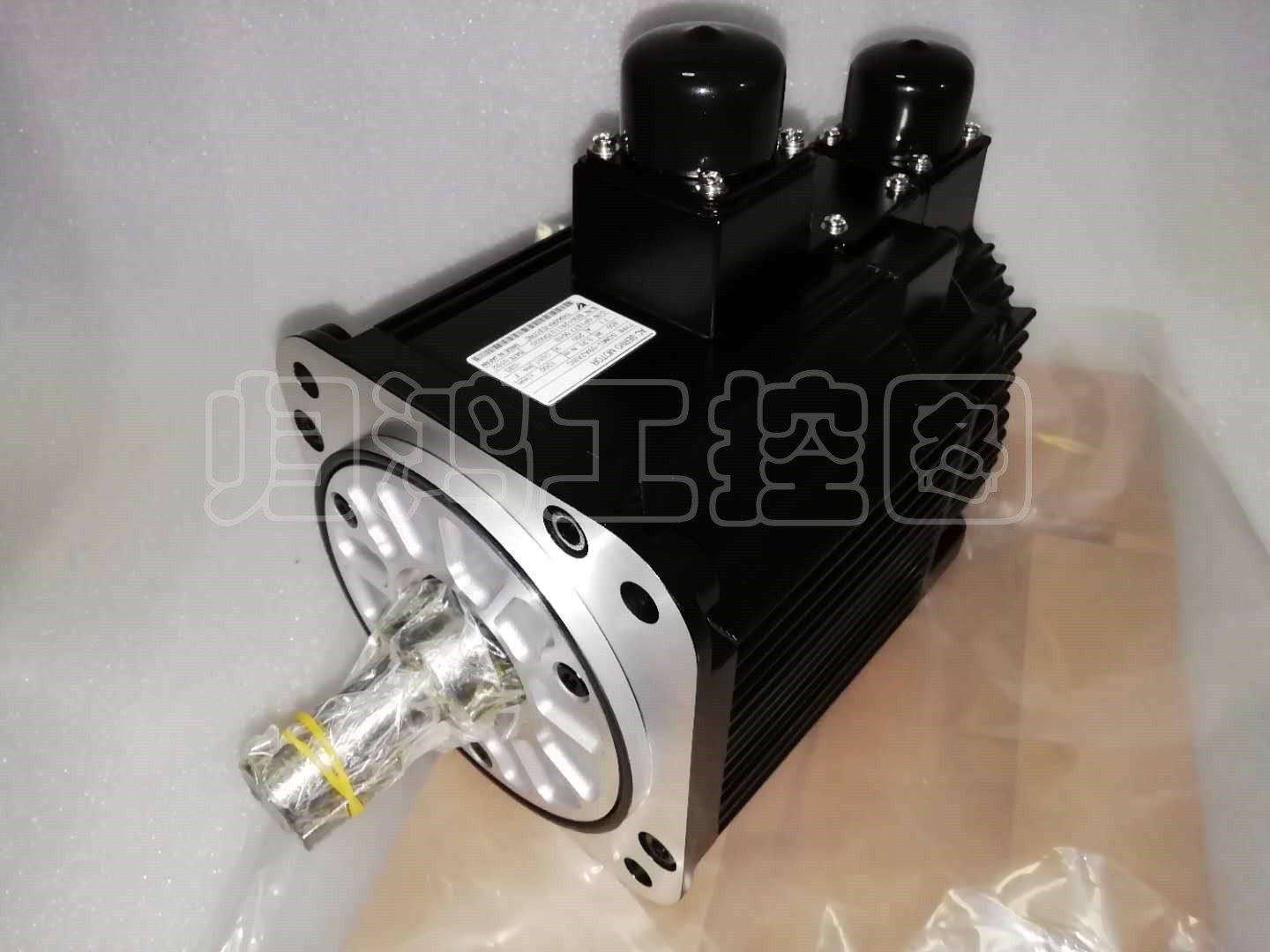 SGMG-09A2ABC 安川伺服电机全新质保包邮 SGMG-09A2A议价