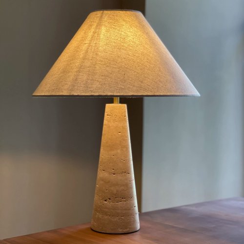 2024新款复古洞石台灯法式奶油风