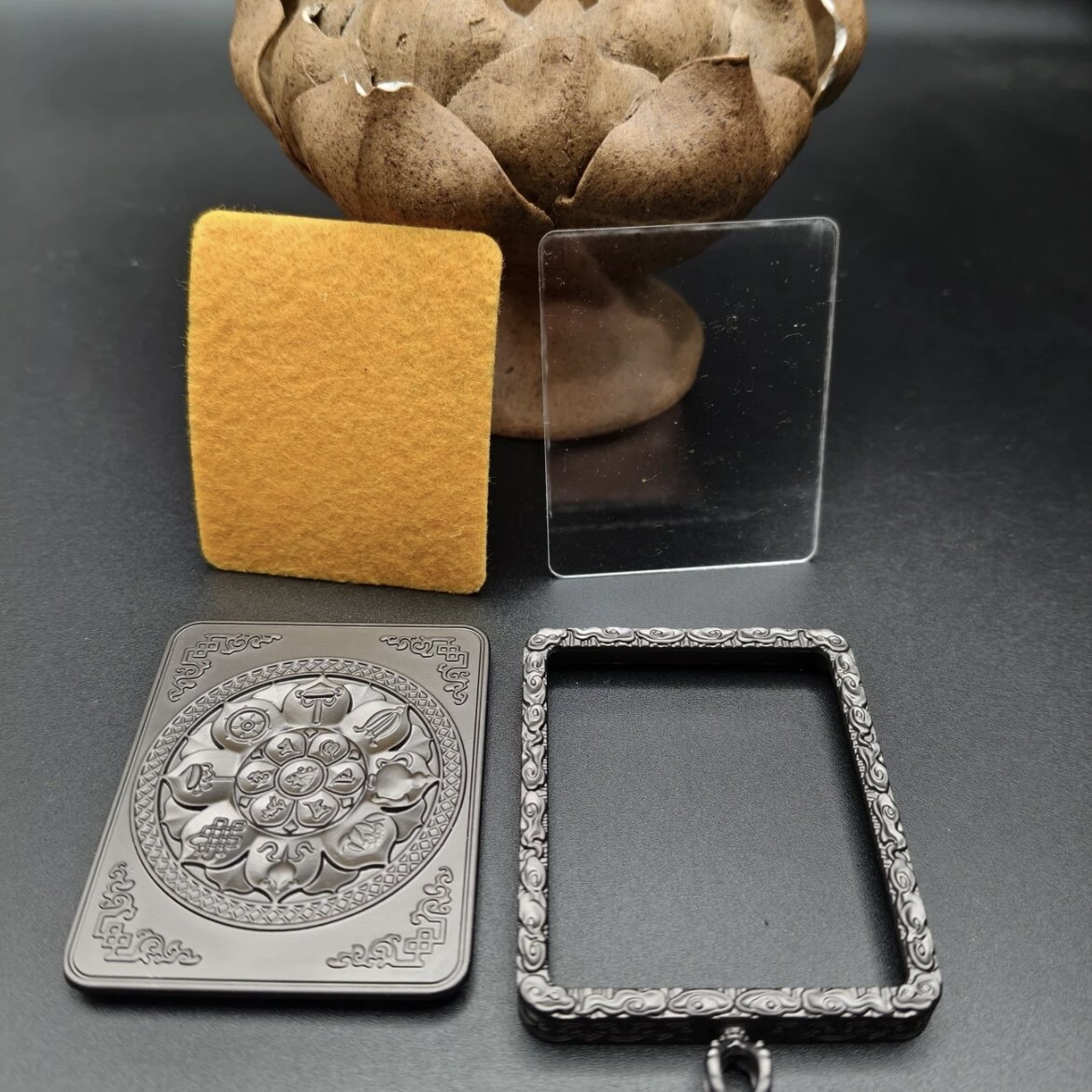 藏式唐卡八宝莲花吊坠空壳不掉色图片