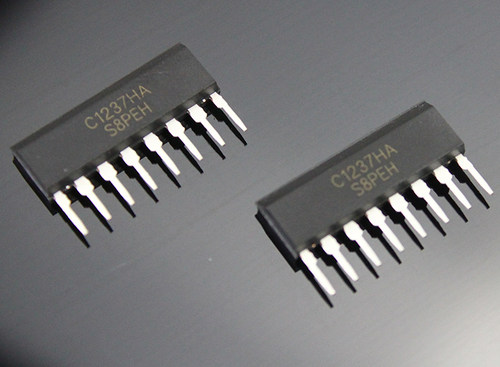 全新喇叭芯片ic集成块直插国产