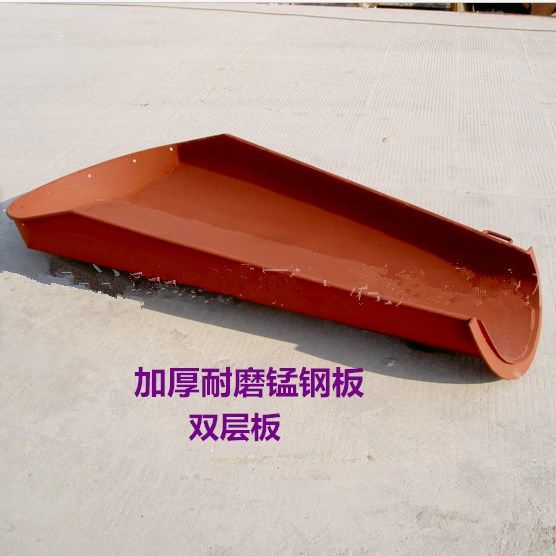 加厚搅拌车配件卸料斗进水泥图片