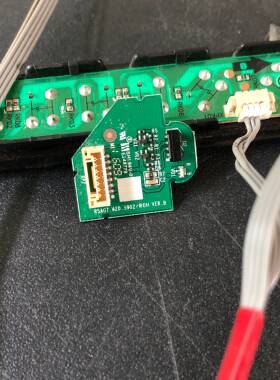 海信LED32K1800遥控接收板开关线路板RSAG7.820.5902按键板新品好