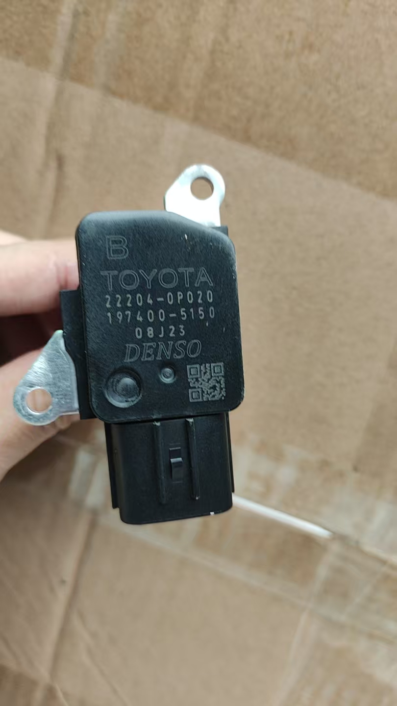 22204-0P020适用于丰田11年锐志空气流量计