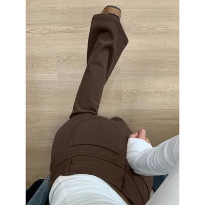 咖啡色微喇牛仔裤女秋冬