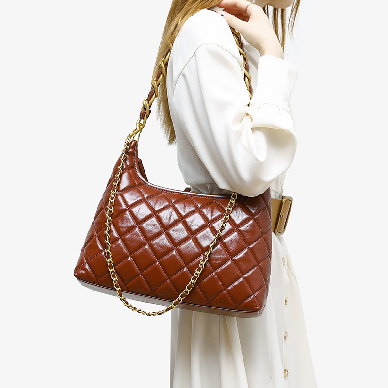 秋冬新款复古油蜡牛皮小香风萎格粗链条hobo腋下包高级感单肩女包