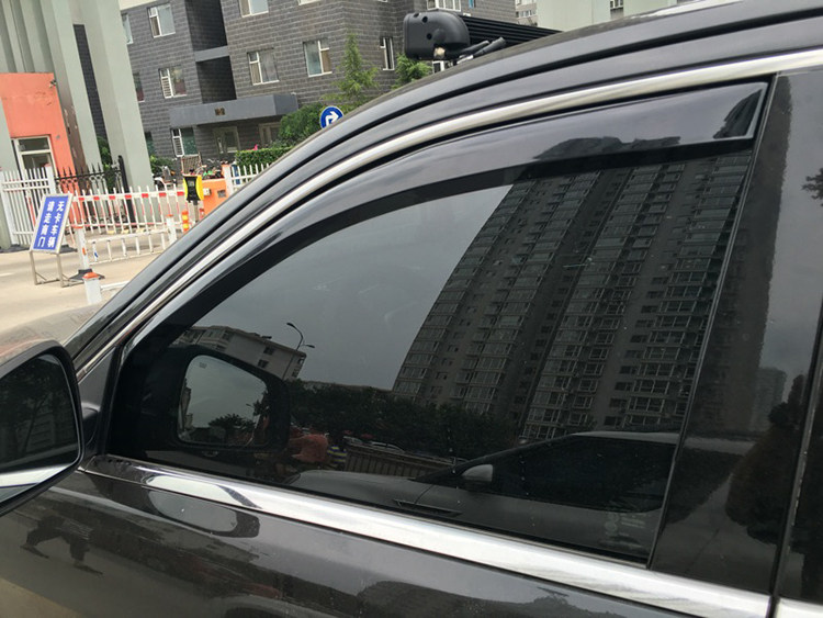 进口大切诺基晴雨挡内嵌式雨眉国产自由光车窗雨挡卡扣挡雨板改装