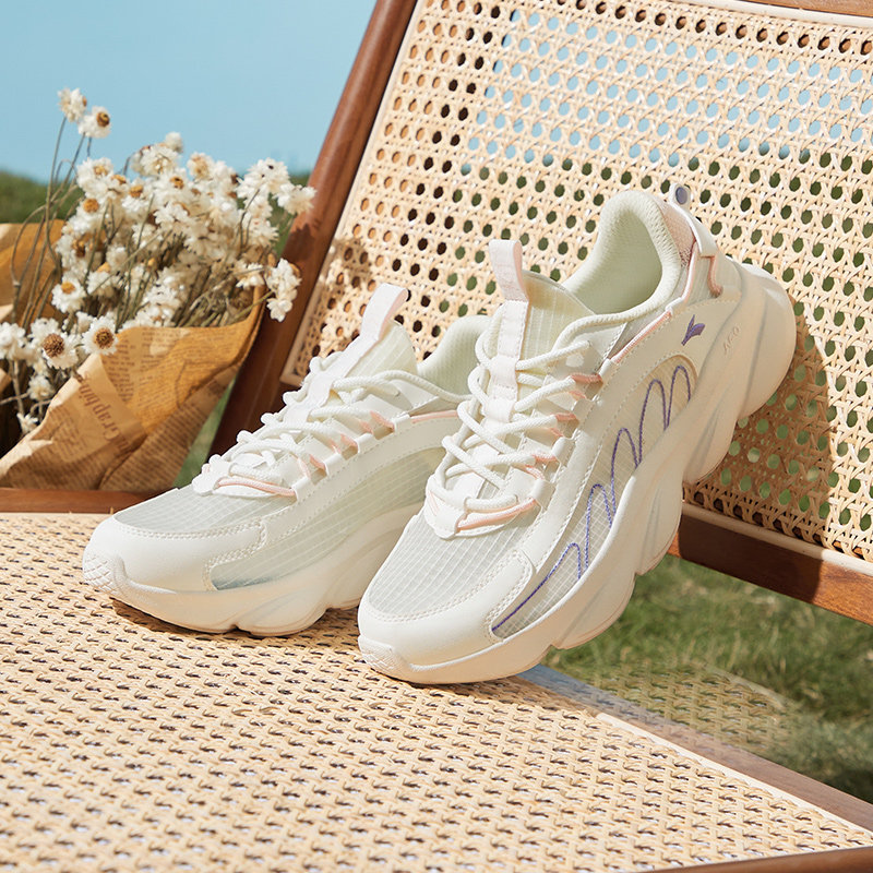 361女鞋运动鞋夏季新款网面透气休闲鞋女款复古跑鞋老爹鞋子软底