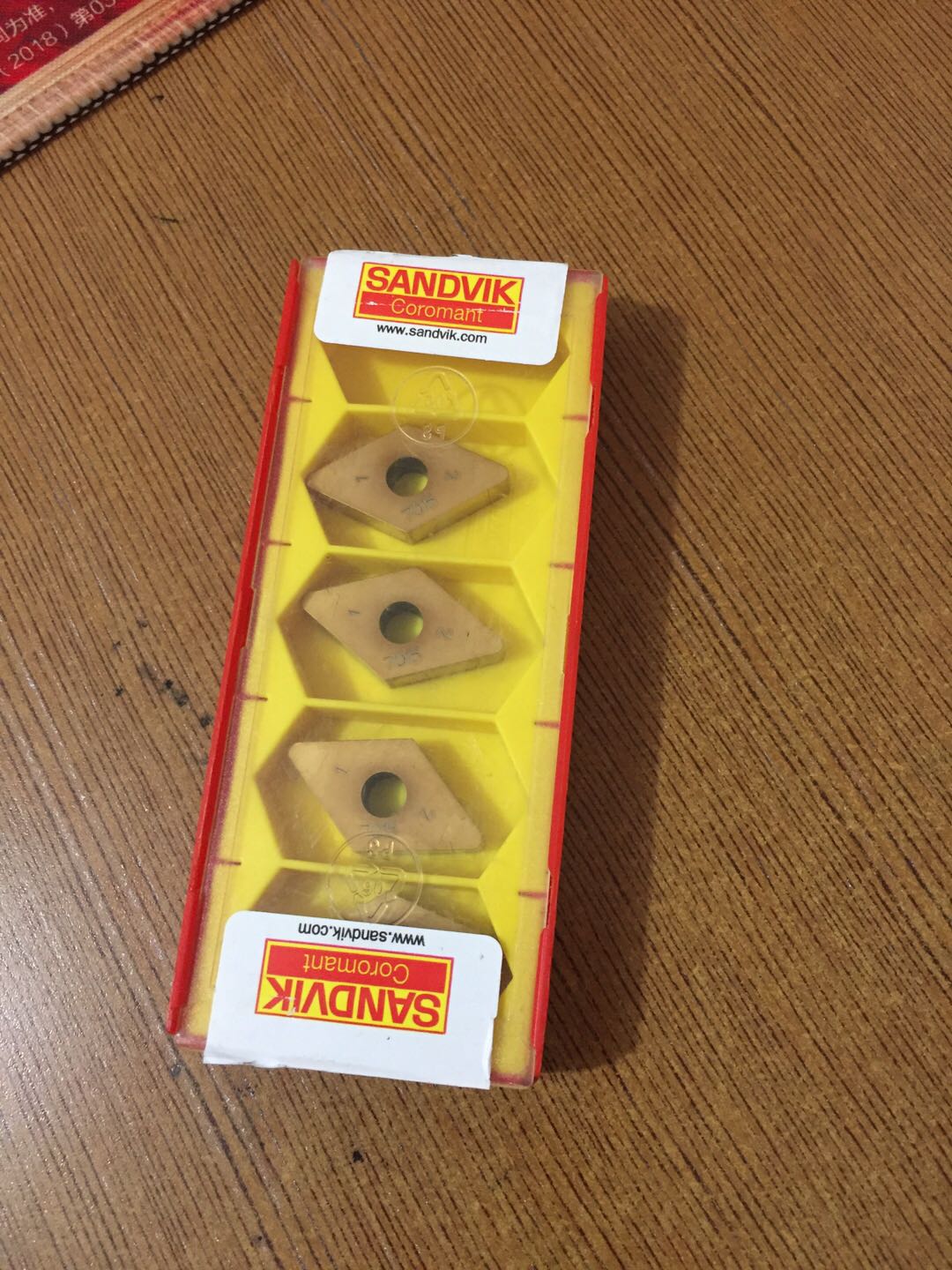 山特维克CBN淬火数控刀片