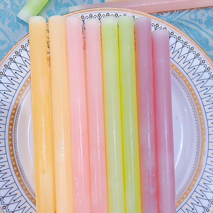 网红零食手工蜡瓶糖可食用蜡瓶糖现货可以吃蜡瓶蜡棍成品