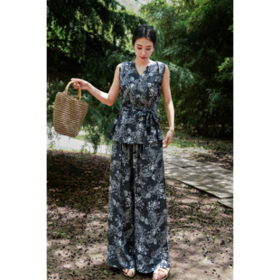 夏季女款棉绸人造棉慵懒风印花阔腿裤两件套高级感显瘦套装