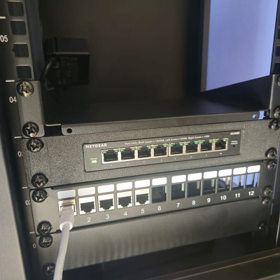 Netgear GS308E GS308EP GS108 10英寸19英寸模块化机架安装支架