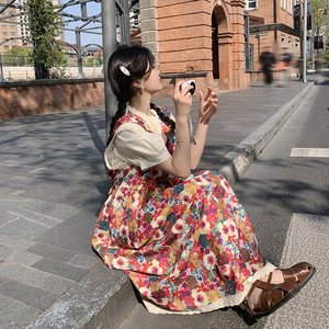 多巴胺穿搭无袖v领碎花连衣裙女夏2025年新款宽松背心裙两件套装图片