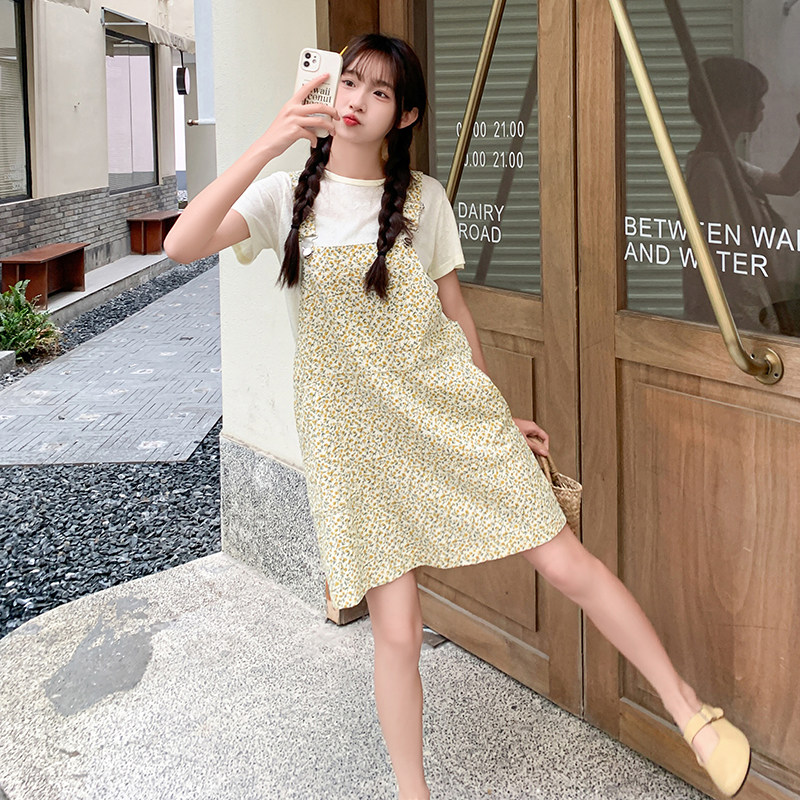 法式甜美减龄碎花背带连衣裙女2025夏季新款韩版宽松显瘦茶歇短裙图片