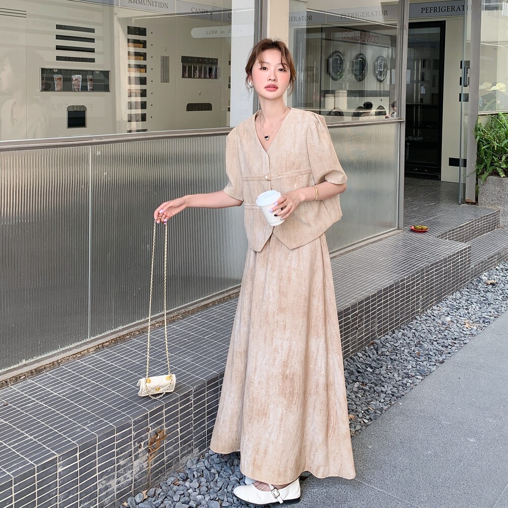 今年流行漂亮时尚扎染时尚套装裙女夏新中式短袖上衣半身裙两件套图片
