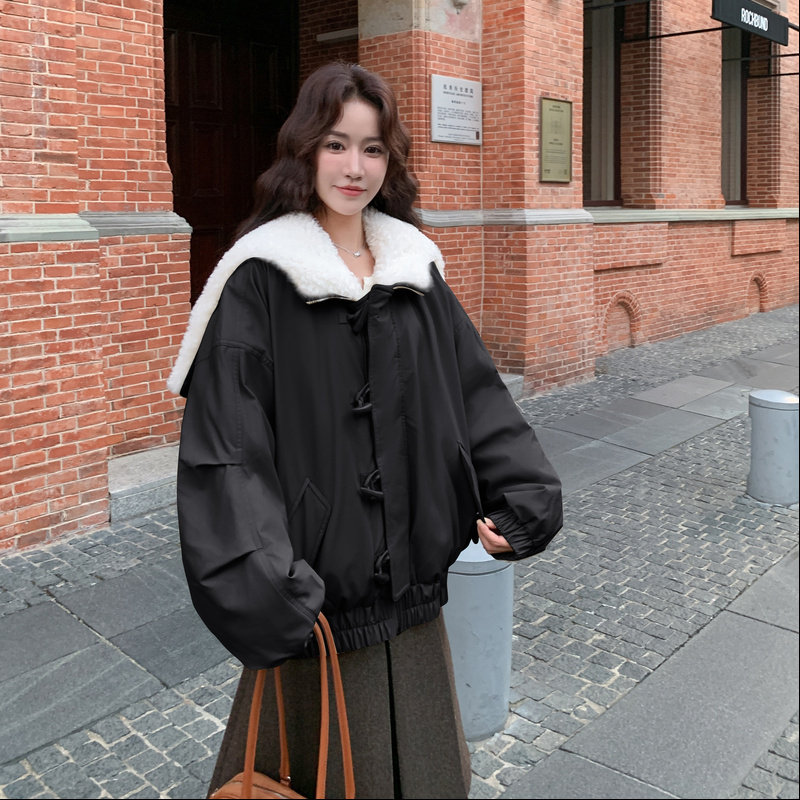 【现货】牛角扣大翻领皮衣派克95绒羽绒服B001M213-P395控568,女装羽绒服,依依服饰