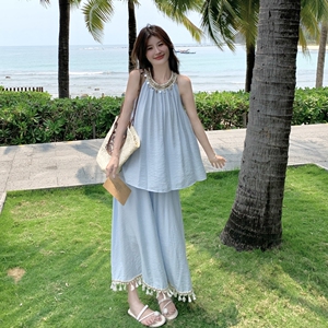 多巴胺穿搭绝美蓝色无袖连衣裙女夏超火慵懒松弛度假背心长裙套装图片