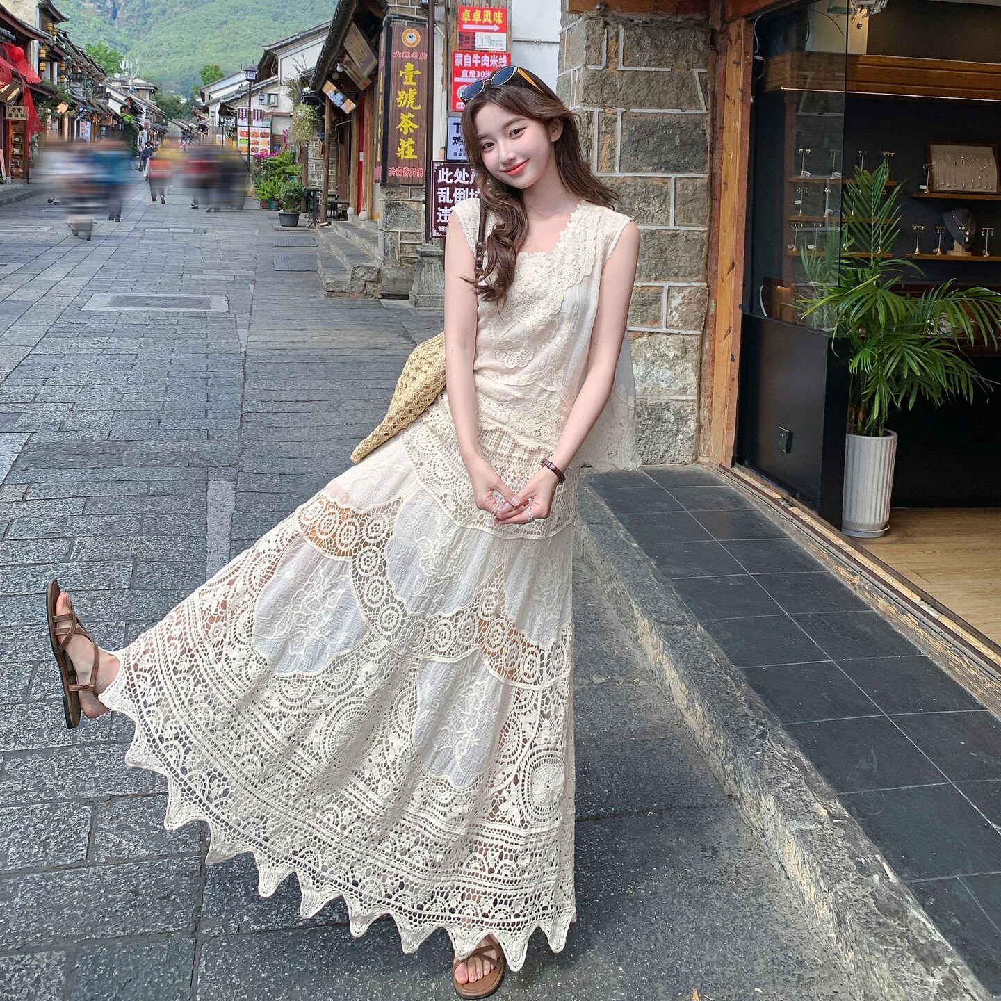 新品！温柔风镂空钩花马甲半身裙套装2C521-8720-P165控268,女装套装/套裙,依依服饰