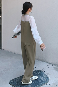 休闲气质减龄感衬衫领连体裤女春秋超火好看高级感小众阔腿连衣裤图片